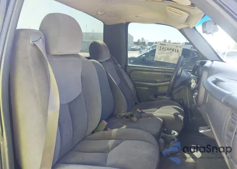 2005 Chevrolet Silverado 1500 Work Truck from USA, damaged, VIN 1GCEC14X45Z342399